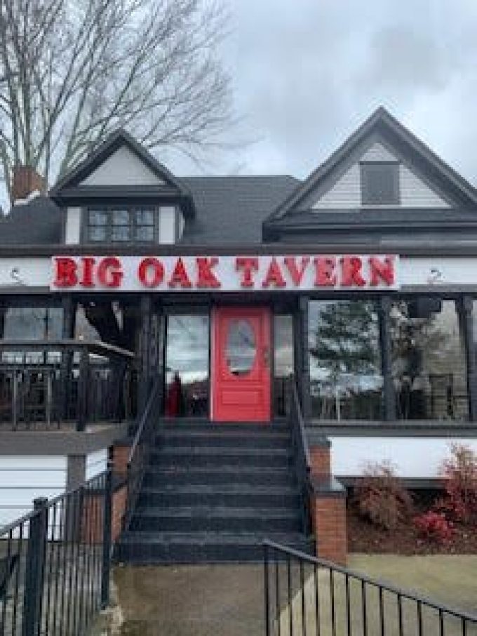 Big Oak Tavern